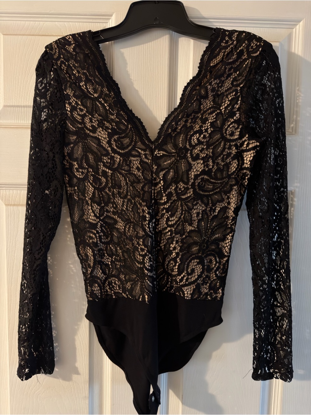 Express Black Lace V-Neck Long Sleeve Bodysuit
